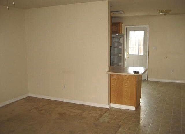 1st image of 11082 Amber Dr #B