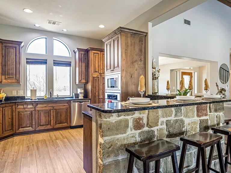 Lazy Oaks Ln — Photo 18