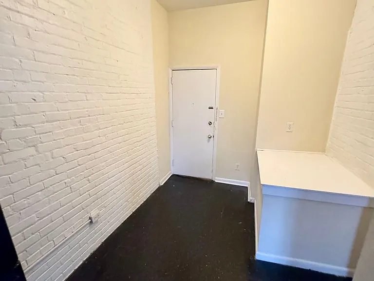 131 S Boylan Ave — Photo 8