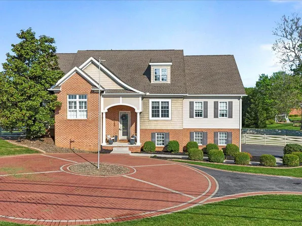 12385 Williamsport Pike, Greencastle, PA 17225