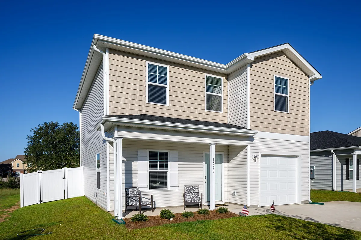 Building Photo - 1120 Beach Way