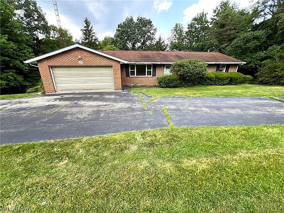 3rd image of 16285 Willow Dr