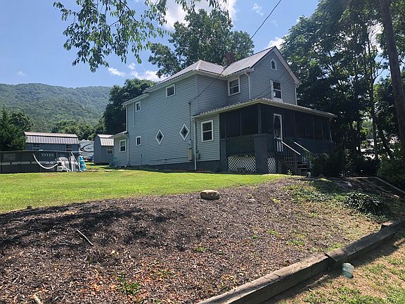 5th image of 1301 Richmond St
