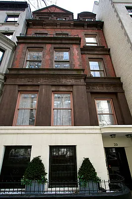 Rented by Julianna Realty Corp | media 18