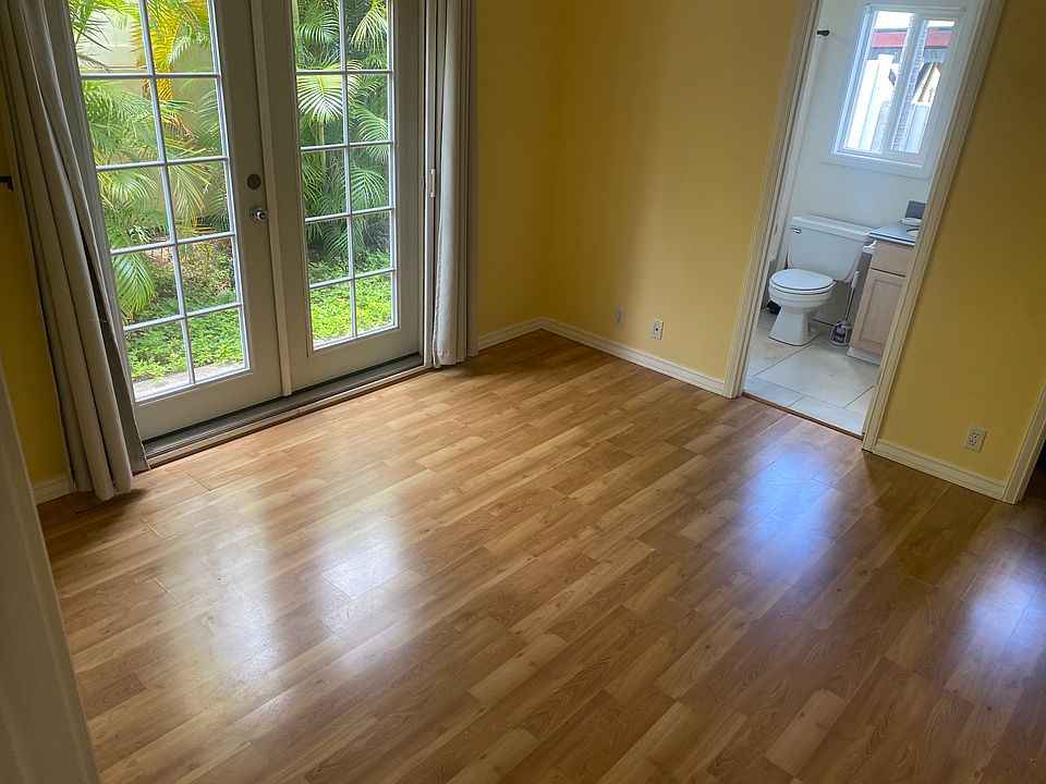 1st image of 106 Koehana Pl