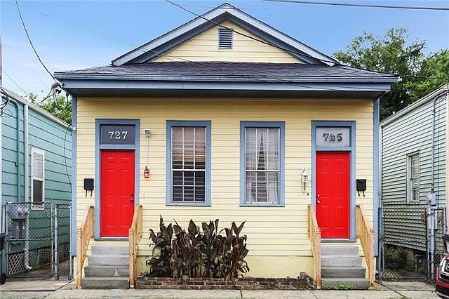 1st image of 725 Amelia St