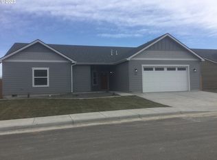 840 SW Coyote Dr, Hermiston, OR 97838