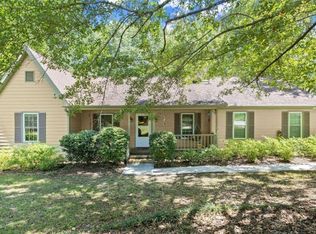 185 Pine Tree Ln, McDonough, GA 30252