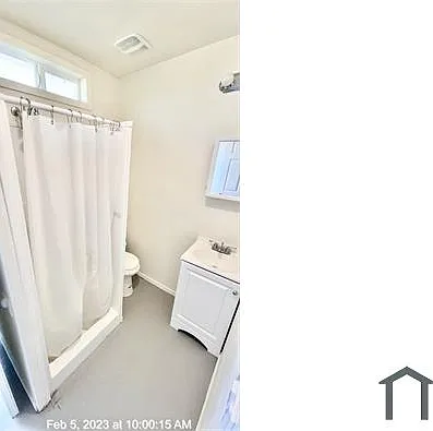 Studio, 200 sqft, $1,500 — Photo 2