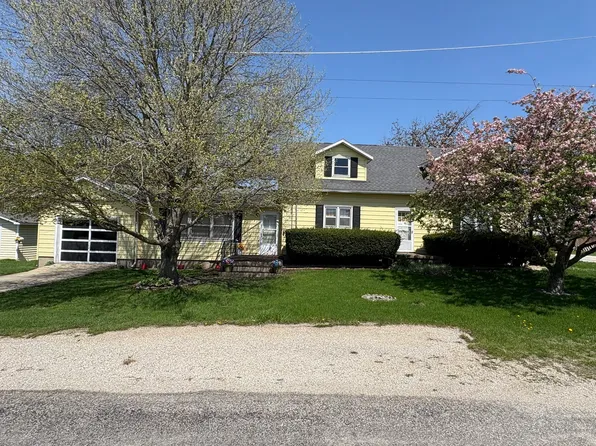 4902 14th St, Streator, IL 61364