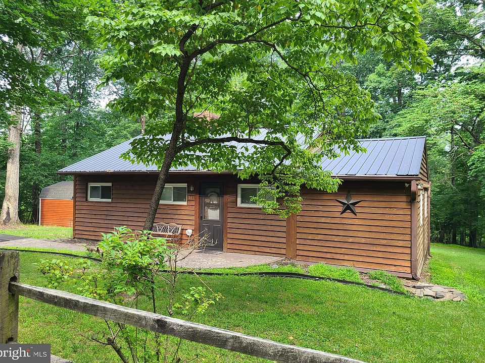 2nd image of 143 Old Hickory Ln