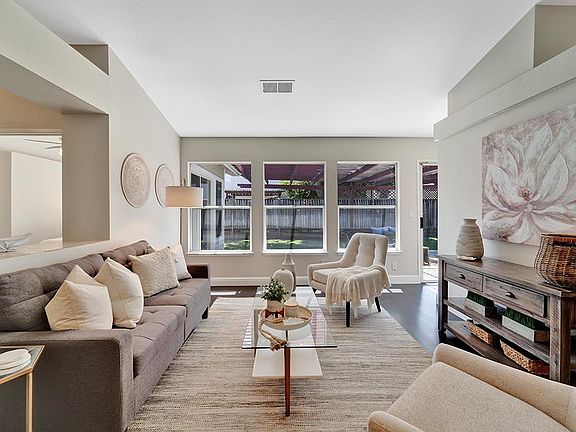 4th image of 761 Del Mar Dr