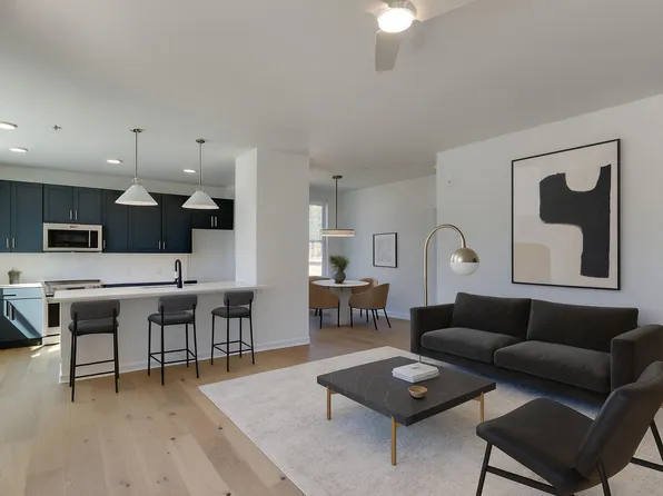 400 Blackwell Dr #205, Chapel Hill, NC 27514