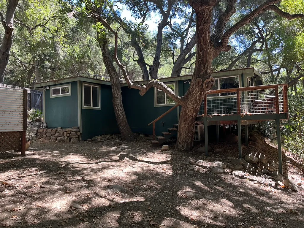 2 bed, 950 sqft, $3,800 — Photo 2