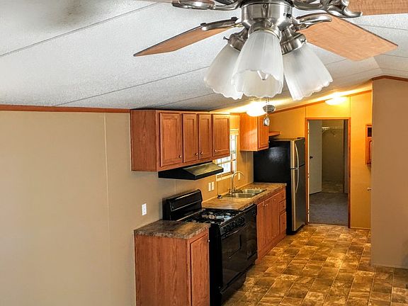 2nd image of 1008 Fawn Ln