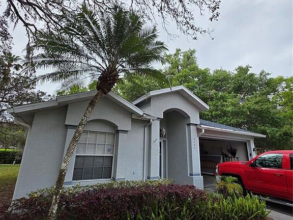 2nd image of 10904 Brookhaven Dr