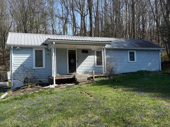 664 Currin Valley Rd, Marion, VA 24354