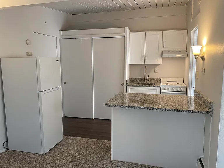 809 South St #1 — Photo 3