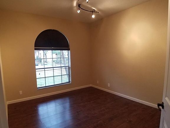 3rd image of 5477 NW 57th Way #1