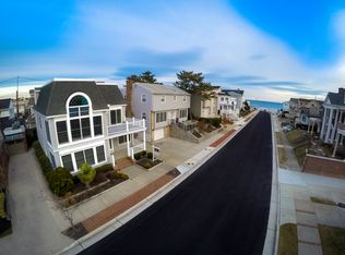 105 S Nassau Ave, Margate, NJ 08402