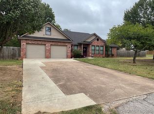 430 W Webb Ave, Ada, OK 74820