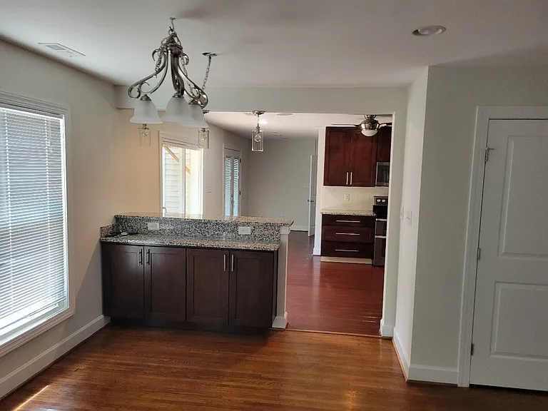 4844 Rosecroft St — Photo 15