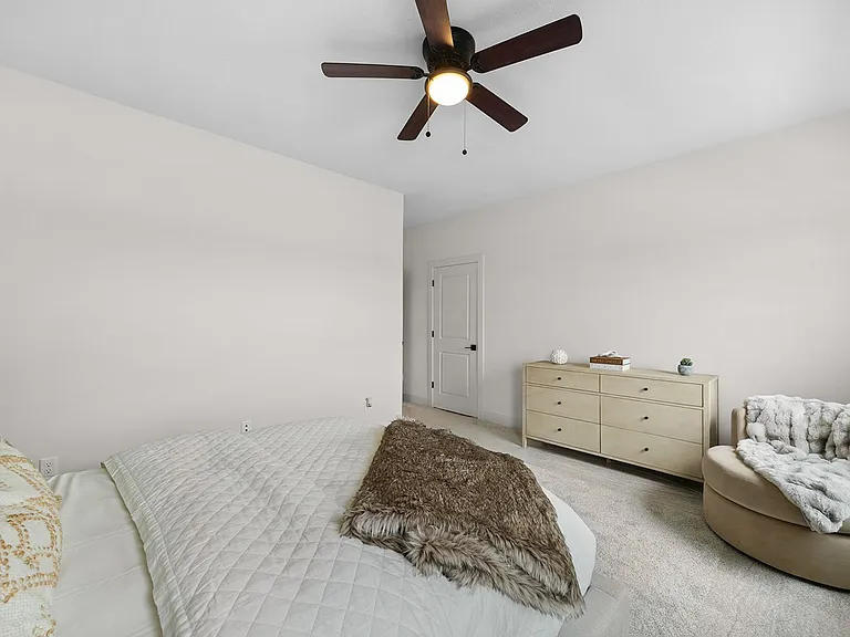 West Heights- BLGD 7 — Photo 22