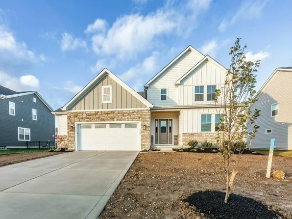 2303 Jaxton Ct, Lewis Center, OH 43035