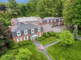 9 Checkerberry Ln, Chelmsford, MA 01824