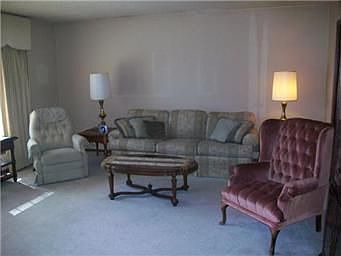 2nd image of 6716 Lakeshore Dr
