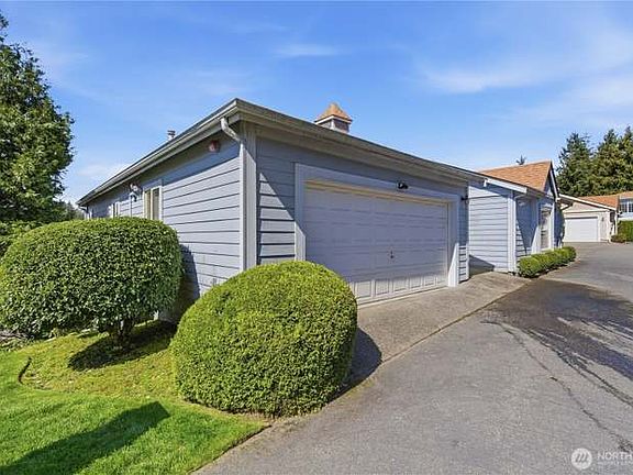2nd image of 4063 Flora Dr