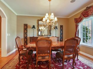 2233 Larkdale Dr, Glenview, IL 60025