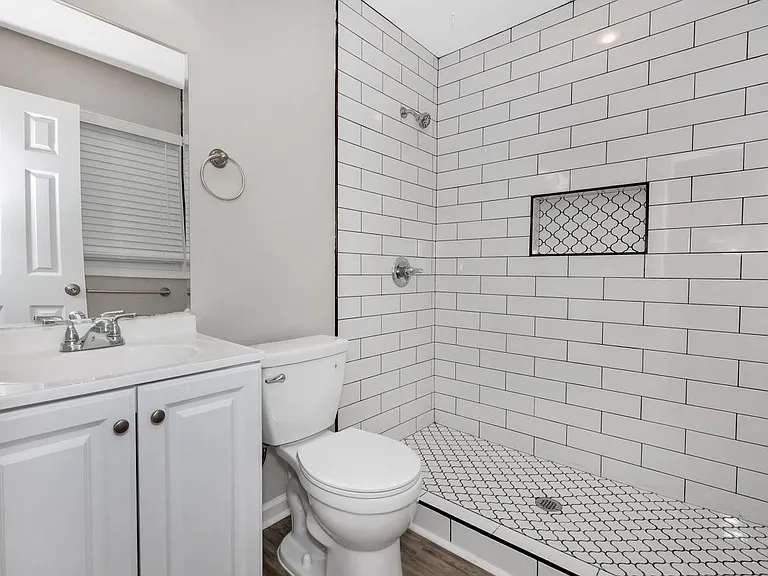 3903 Telstar Cir SW — Photo 18