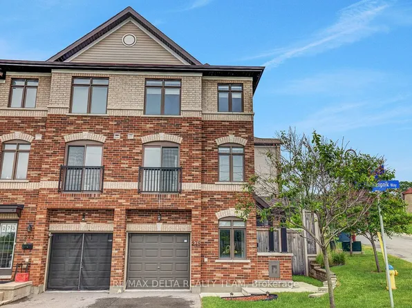 275 Eric Czapnik Way, Ottawa, ON K1E 0B4