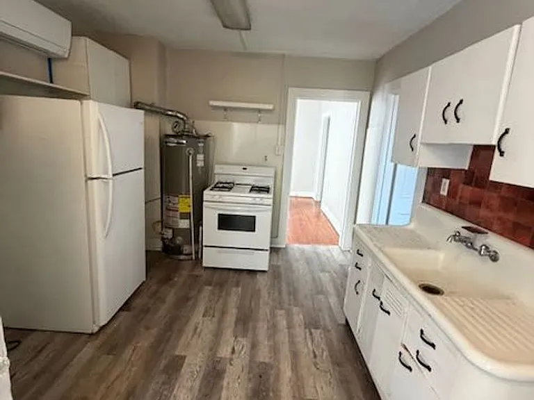 3438 Parkwood Ave — Photo 5