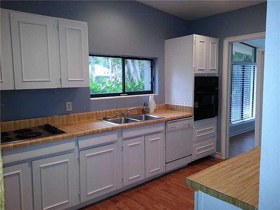 3rd image of 5208 Alleman Dr