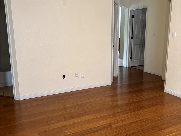 2412 Tivoli Dr — Photo 13
