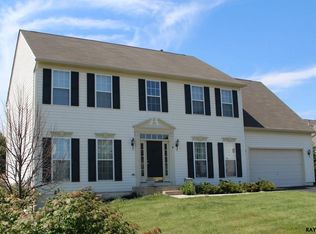 9 Nace Dr, Hanover, PA 17331