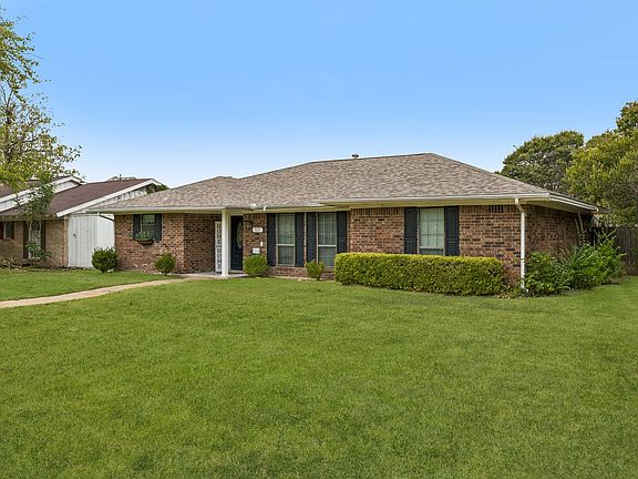 2nd image of 507 Lake Ridge Dr