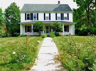 208 Blackstone St, Blackstone, MA 01504