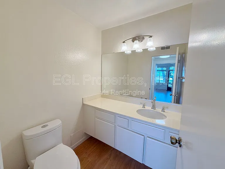 2559 Plaza Del Amo #205 — Photo 14