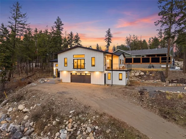 7111 Dunwaters Rd, Central Okanagan West, BC V1Z 3W6