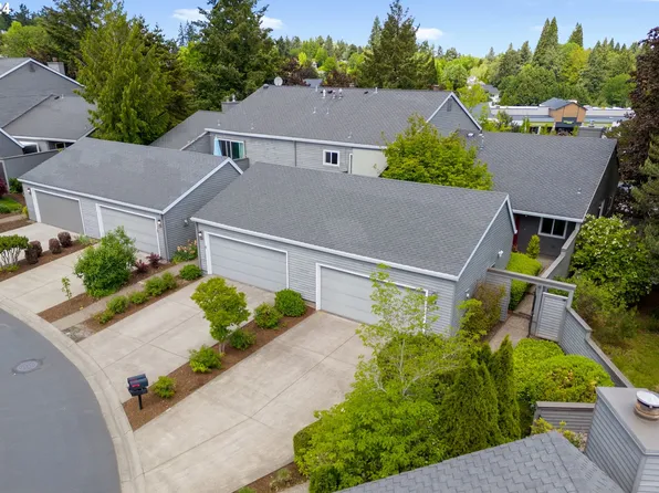 64 Greenridge Ct, Lake Oswego, OR 97035