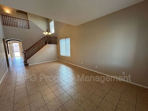 2nd image of 17931 W Sunnyslope Ln