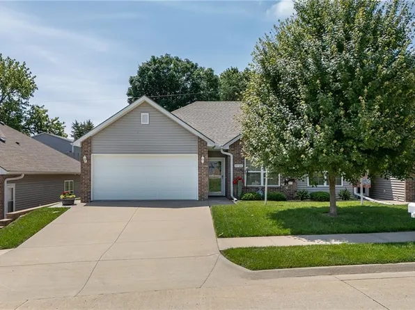 3726 Charles St, Saint Joseph, MO 64506