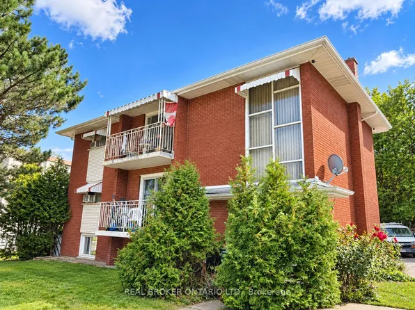 93 Brybeck Cres #C, Kitchener, ON N2M 2C5