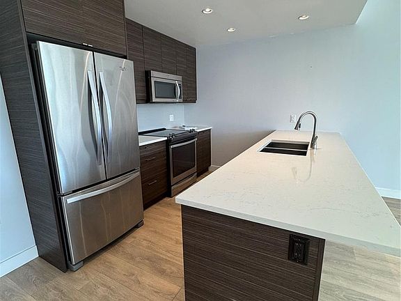 4th image of 300 Belmont Rd #303