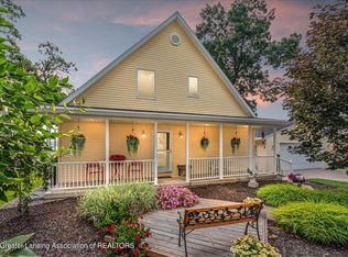 8740 Lakeview Dr, Orleans, MI 48865