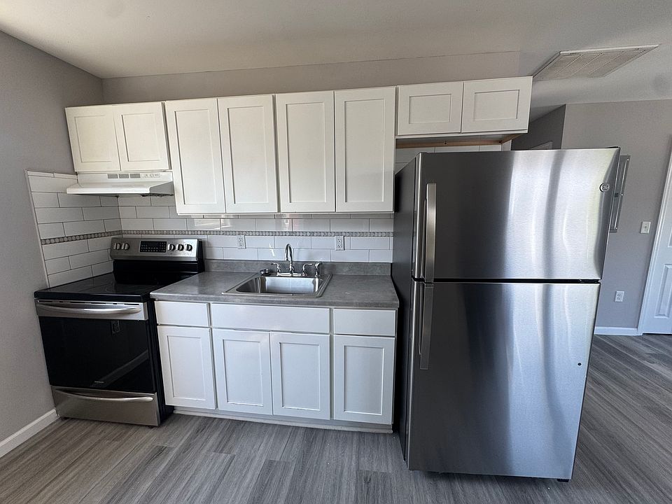 1st image of 137-139 N 2nd St #2
