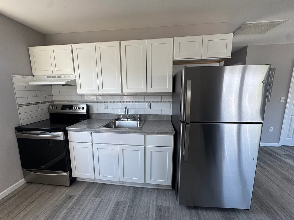 137-139 N 2nd St #2